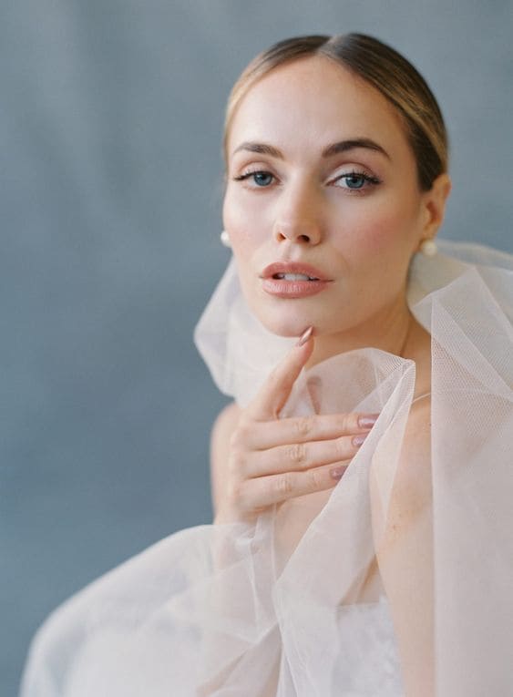 How to Choose Bridal Makeup 5 Key Tips!